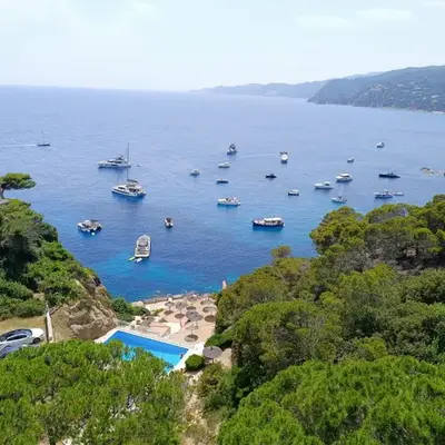 Top Lage mit privater Bucht
