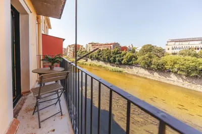 Un balcón o terraza de Bravissimo Calderers, Monthly Apartments