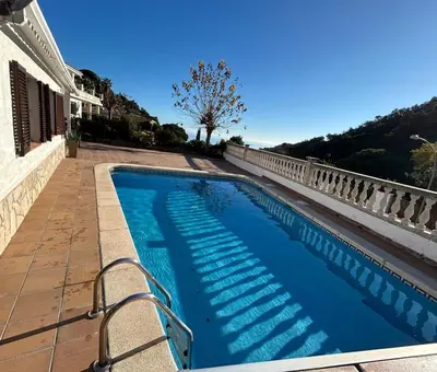 Piscina en o cerca de Thelma house Tossa