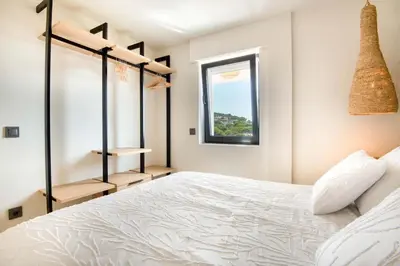 Plano de An apartment with an ocean view