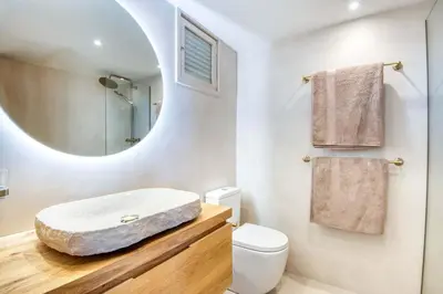 Plano de An apartment with an ocean view