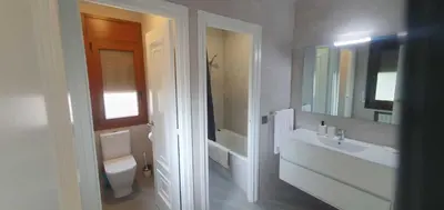 Un baño de Costabravasuites Villa Los Vientos