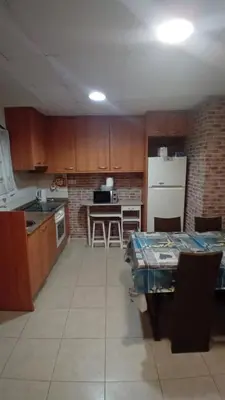 Una cocina o zona de cocina en Piso fantástico- a 2 minutos andando del mar