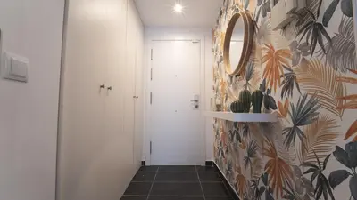 Plano de Seahomes Vacations - Beachside Apt with Pool