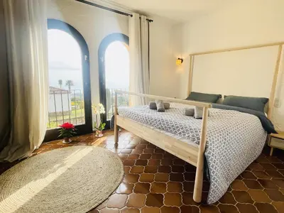 Cama o camas de una habitación en Villa Mediterranea by Costabravaway