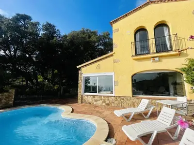 Piscina en o cerca de Villa Mediterranea by Costabravaway