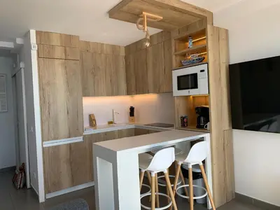 Una cocina o zona de cocina en Apartamento a primera línea de mar en Playa de aro