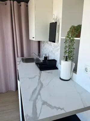 Una cocina o zona de cocina en Cloud 14