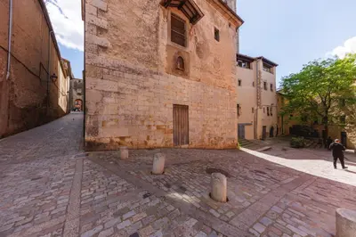 Plano de Bravissimo Rei Martí, Studio in the Historic centre