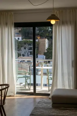 Un balcón o terraza de Apartamentos Vista Bella Tamariu