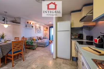 Una cocina o zona de cocina en La Goleta de Palamós