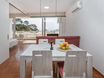 Zona de estar de Apartment AirMenuda by Interhome
