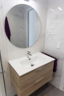 Un baño de Seahomes Vacations - Center Apt Tossa de Mar