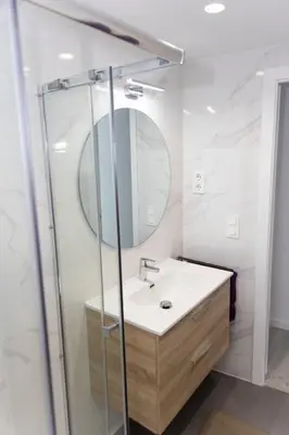 Un baño de Seahomes Vacations - Center Apt Tossa de Mar