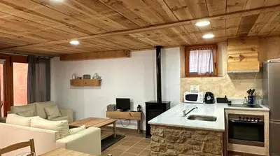 Una cocina o zona de cocina en Apartament rústic