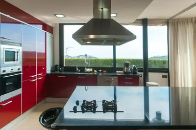 Una cocina o zona de cocina en WELCS VILLA 239 PDA con piscina y vista