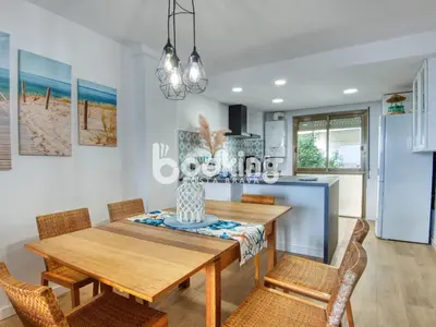 Una cocina o zona de cocina en Aubi