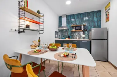 Una cocina o zona de cocina en Labarbara Palamós Apartament