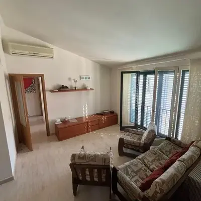 Amplio apartamento de 2 dormitorios en el casco antiguo de Tossa