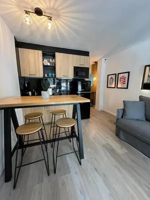 Una cocina o zona de cocina en Hauzify I Apartament Mar d'Aro