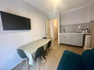 Una cocina o zona de cocina en CozyCatalonia - Suite Apartment at Can Setmanes Central Blanes
