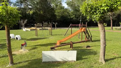 Zona de juegos infantil en Costa Brava Paradís
