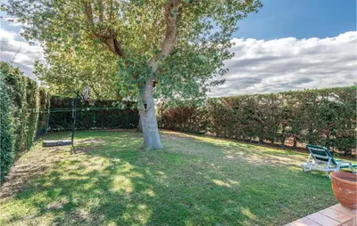 Jardín al aire libre en Stunning Home In Riudellots