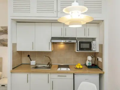 Una cocina o zona de cocina en Apartment Homey by Interhome