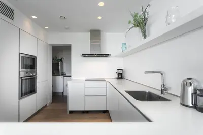Una cocina o zona de cocina en 4-bed Luxury Villa 5-star Resort