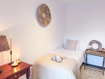 Cama o camas de una habitación en Villa Marie, 8 pers, green zone, private