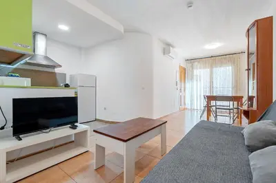 Una cocina o zona de cocina en Hauzify I Apartaments Bellaire