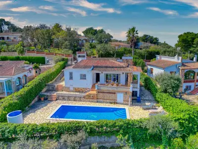 Piscina en o cerca de P37 Villa