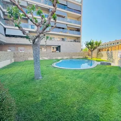 Magnífico piso con piscina y terraza grande cerca de la playa