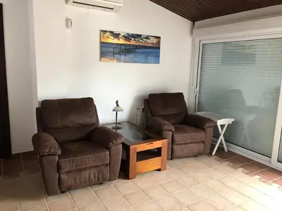 Zona de estar de Tranquil House Perfect for Vacations