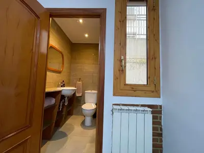 Un baño de Precioso y espacioso piso