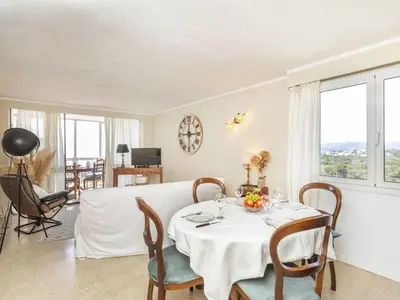 Una televisión o centro de entretenimiento en Apartment Vedute Belle by Interhome