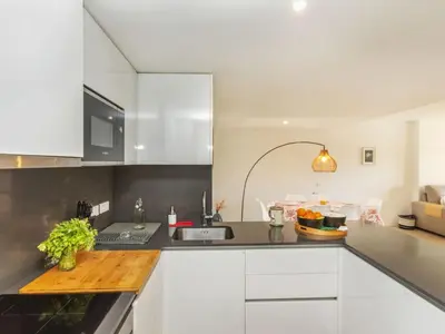 Una cocina o zona de cocina en Apartment El Fenua by Interhome