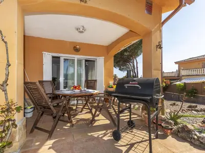 Un balcón o terraza de Holiday Home Villa Meli by Interhome
