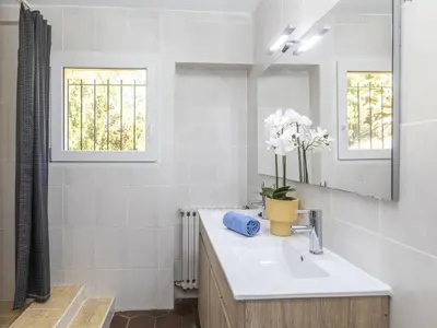 Un baño de Holiday Home Castellet by Interhome