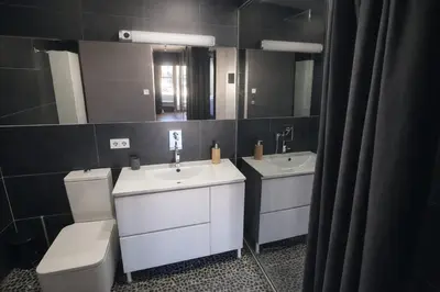 Un baño de Lovely Duplex in Begur with Sea View
