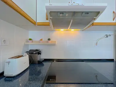 Una cocina o zona de cocina en Beachfront gateway in Pineda de Mar