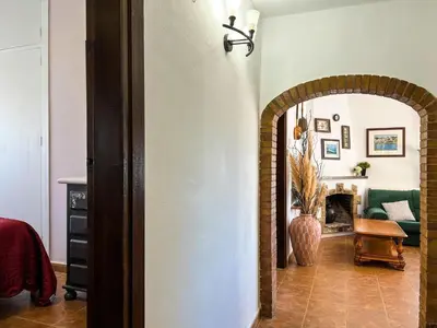 Zona de estar de Tranquil Villa with Private Pool & views
