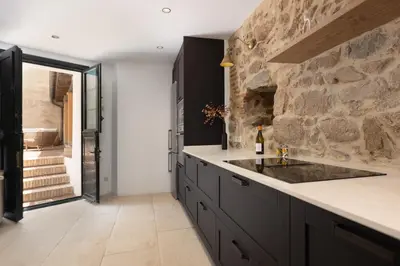 Plano de LETS HOLIDAYS Stay in a 14th-Century House with Pool in Tossa