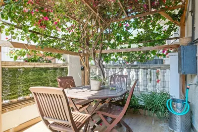 Jardín al aire libre en Winahost Apartamento Palamós