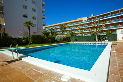 Piscina en o cerca de AL50 Apartamento playa Fenals
