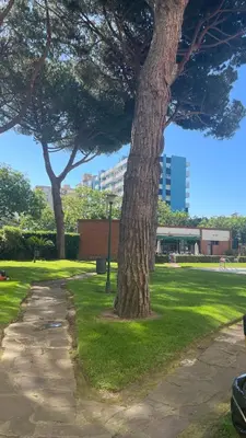 Jardín al aire libre en Maravilloso apartamento Delux