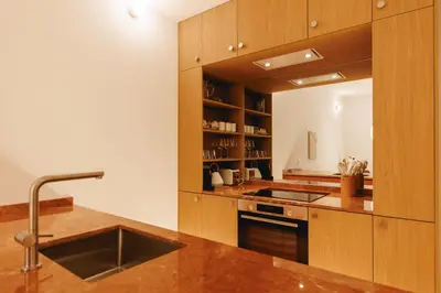 Una cocina o zona de cocina en Bravissimo Vivaldi 2B, Monthly Apartment