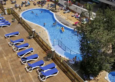 Piscina en o cerca de Hotel Bon Repos