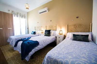 Cama o camas de una habitación en Casa grande con piscina en el centro de Calella, Tramuntana