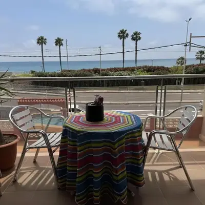 Apartamento Pineda de Mar con Vistas al Mar
